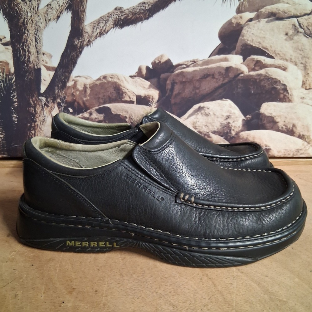 Merrell World Legend Mens 9.5 Black Leather Slip On Moc Toe Loafers Shoes NICE!